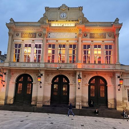 Confortable Appart 1Er Etage Centre Ville Netflix Beziers Exterior photo