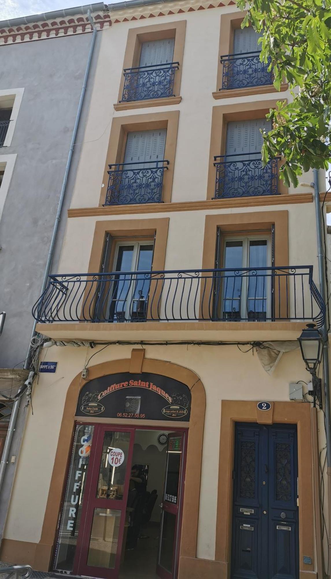 Confortable Appart 1Er Etage Centre Ville Netflix Beziers Exterior photo